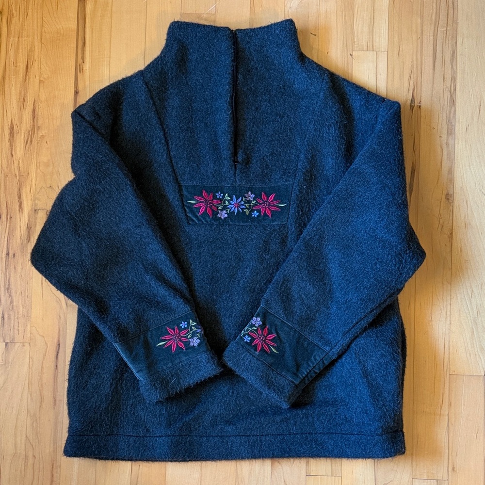 Vintage Scandinavian samii gay ellis fleece
